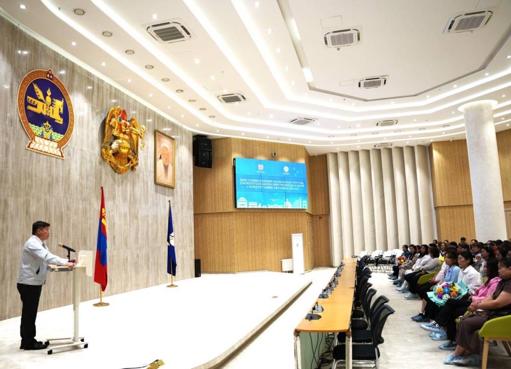 НЕБ-ын сургууль, цэцэрлэгүүдэд индексийн урамшуулал, багш, ажилтанд түрээслээд өмчлөх орон сууцны эрх олголоо