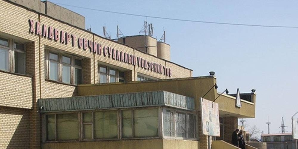 Улаанбурханы халдвар авсан дөрвөн сартай хүүхэд энджээ